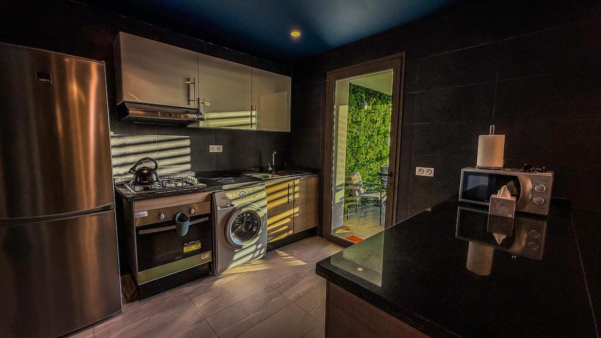 Luxueux Wave Ocean Stay ทากาเซาท์ ภายนอก รูปภาพ
